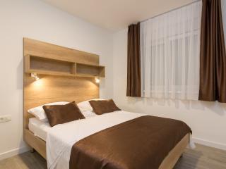 Guest House Petra Trogir Ngoại thất bức ảnh