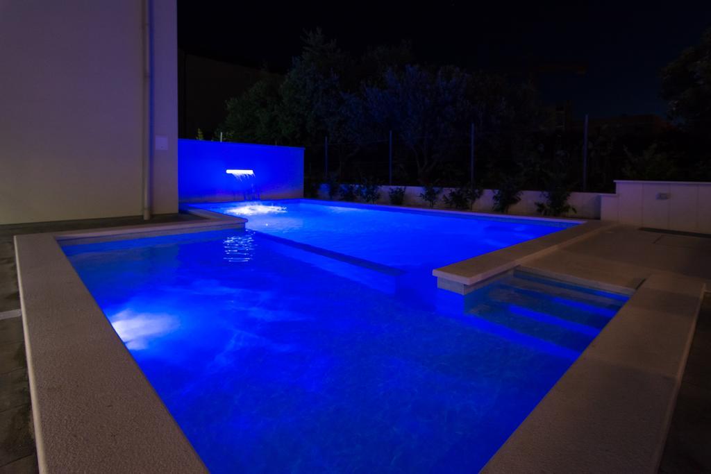Guest House Petra Trogir Ngoại thất bức ảnh
