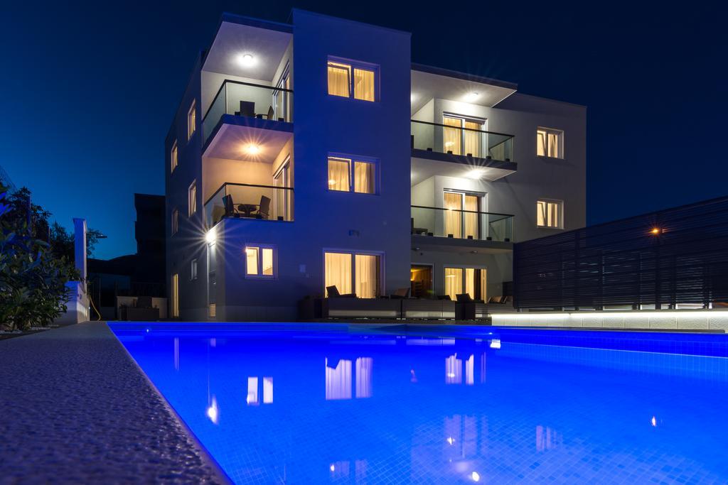 Guest House Petra Trogir Ngoại thất bức ảnh